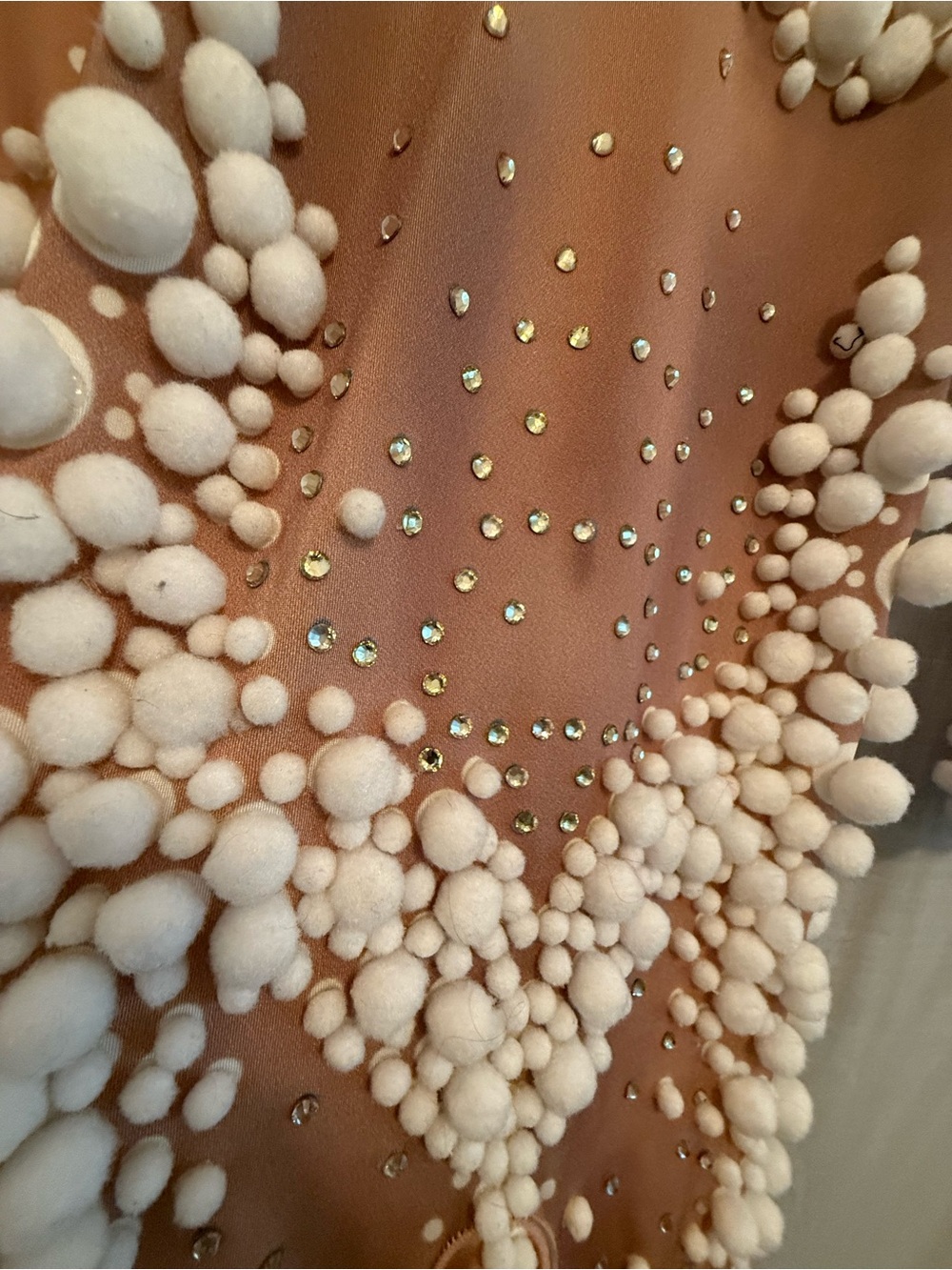 Body suit with soft balls - sensory suit! Great for performance or fun! One size - Picture 3 of 8